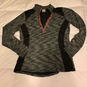Athletic 1/4 zip pull over with thumb holes